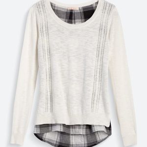 Creamy White Pullover with Black Flannel Hangout